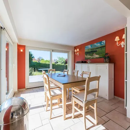 Villa In St-idesbald Near Ster Der Zee Beach, Cleaning Included