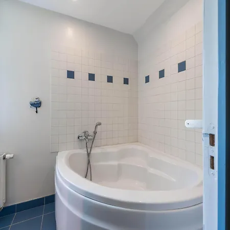 Villa In St-idesbald Near Ster Der Zee Beach, Cleaning Included Koksijde