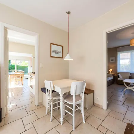 Villa In St-idesbald Near Ster Der Zee Beach, Cleaning Included Koksijde