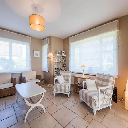 Villa In St-idesbald Near Ster Der Zee Beach, Cleaning Included