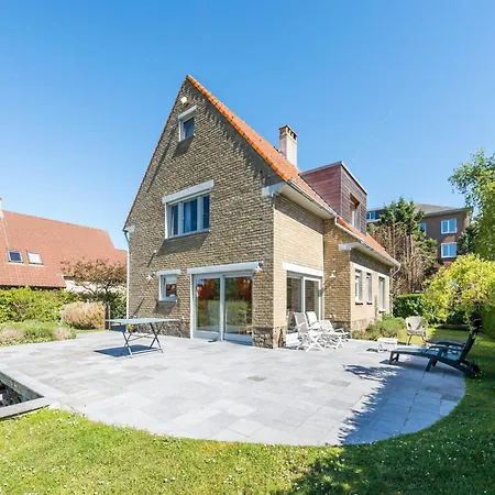 In St-idesbald Near Ster Der Zee Beach, Cleaning Included Villa *